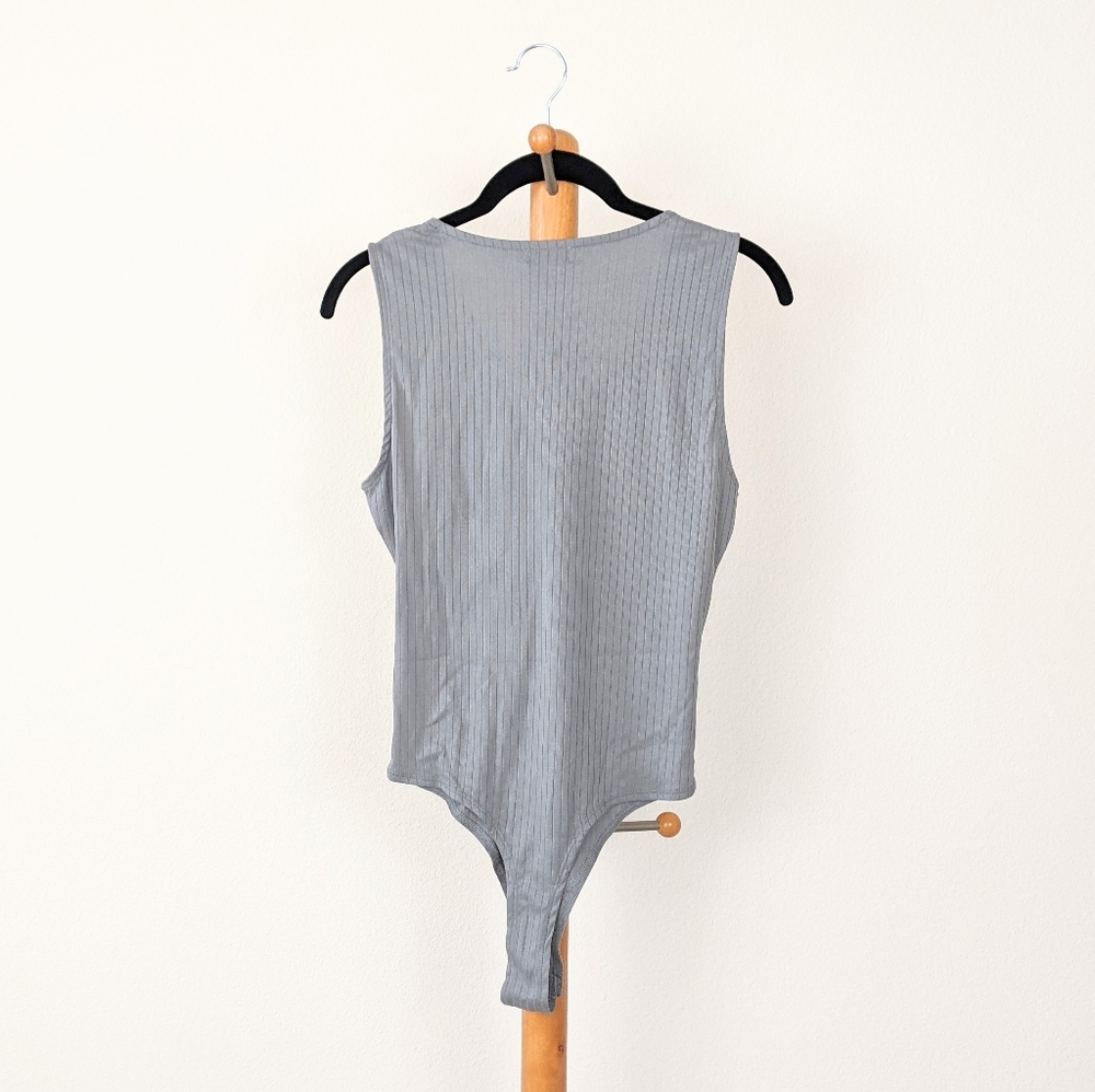 Love, Fire Metal Notch Bodysuit in Heather Grey - Picture 2 of 6